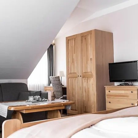 Bauernstuben 3*