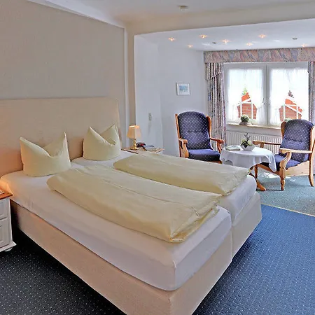 Esen Hotel 3*